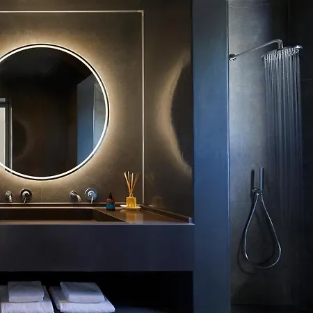 My Santorini Villa, Luxury