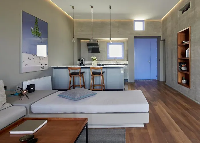 My Santorini Villa, Luxury