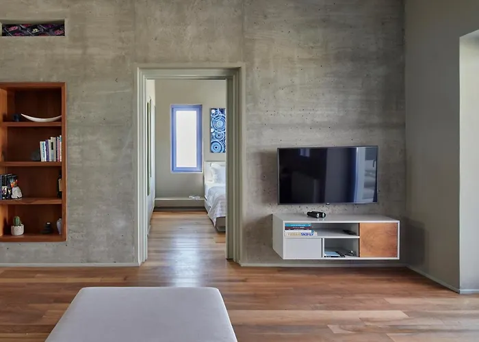 My Santorini Villa, Luxury Vila Pýrgos